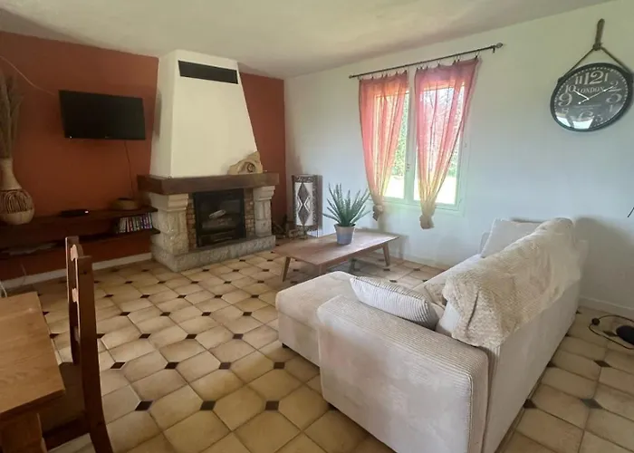 La Maison Du Bourboul Casa vacanze *