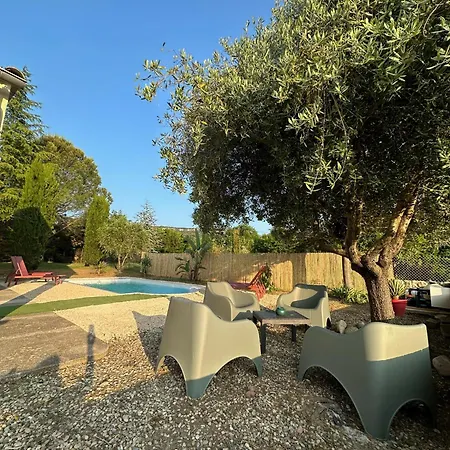 La Maison Du Bourboul Holiday home *